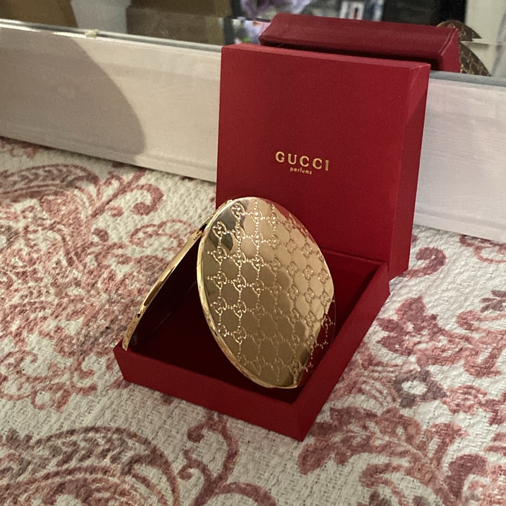 Gucci Gold Compact Mirror-NIB - Picture 4 of 12